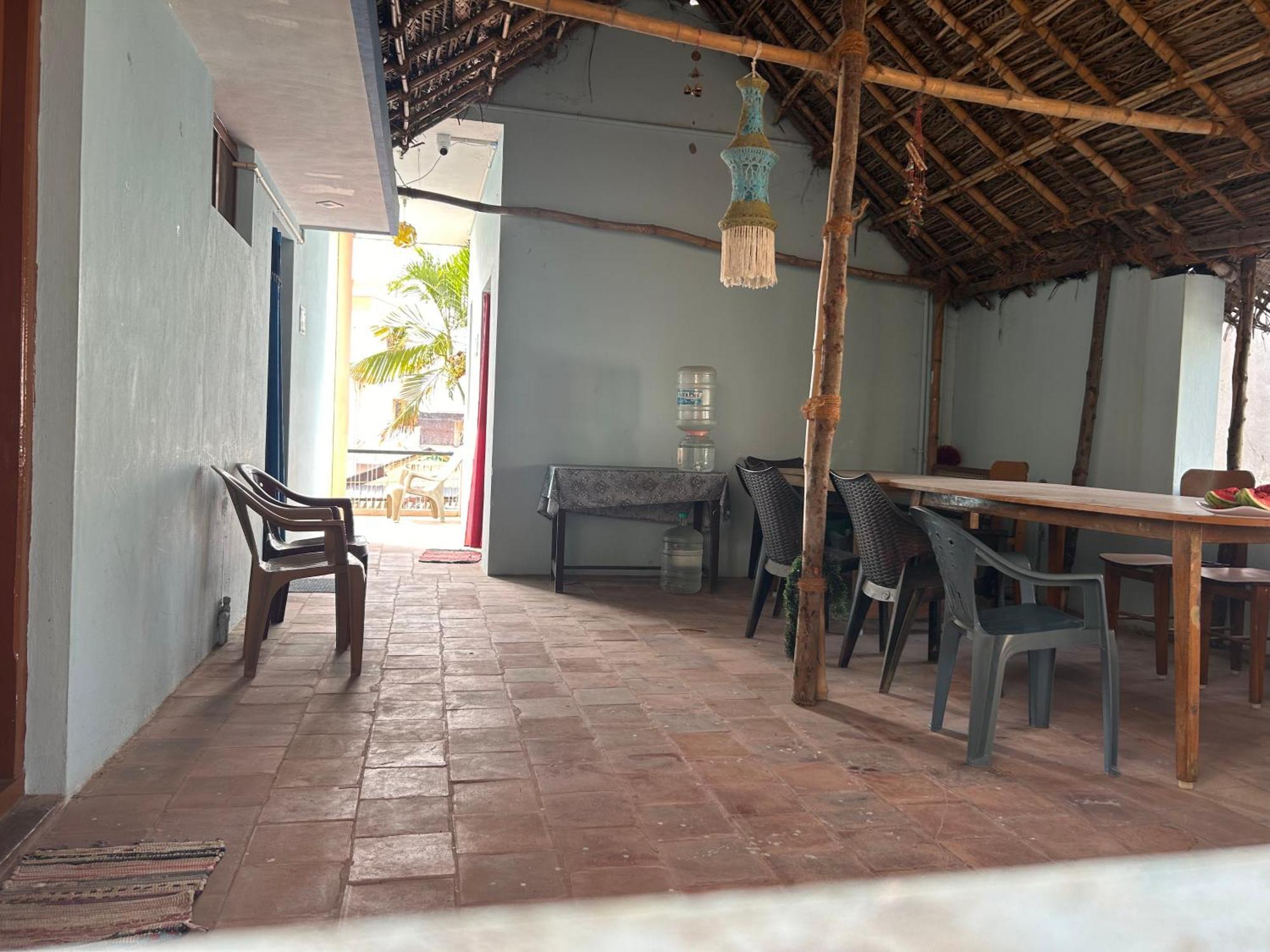 Anbu Ramana Guest House Tiruvannámalaj Kültér fotó